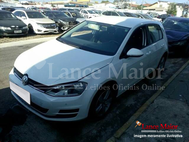 LOTE 012 - Volkswagen Golf Comfortline 1.0 TSi (Flex) 2017