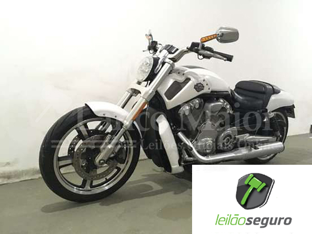 LOTE 009 - HARLEY-DAVIDSON V-ROD MUSCLE 2011