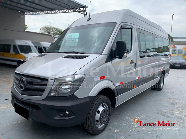 LOTE 017 - Mercedes-Benz Sprinter 515 17+1 L Executiva 2019