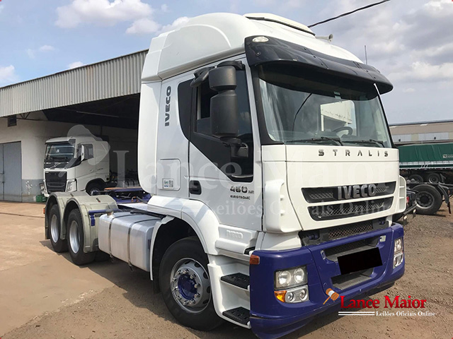 LOTE 004 - IVECO 460 ANO 2011 6X4